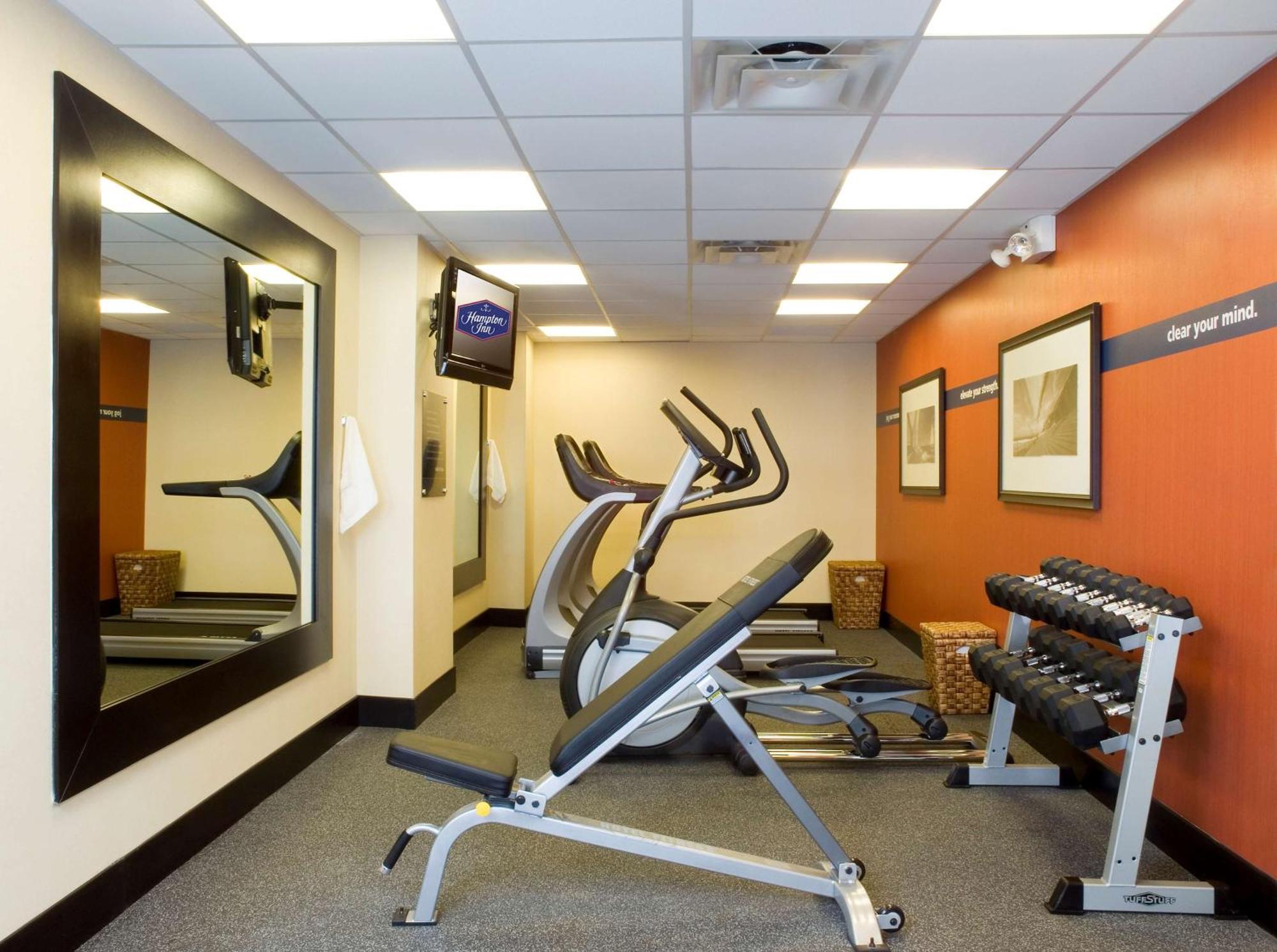 Hampton Inn Manhattan - Times Square South New York Bagian luar foto