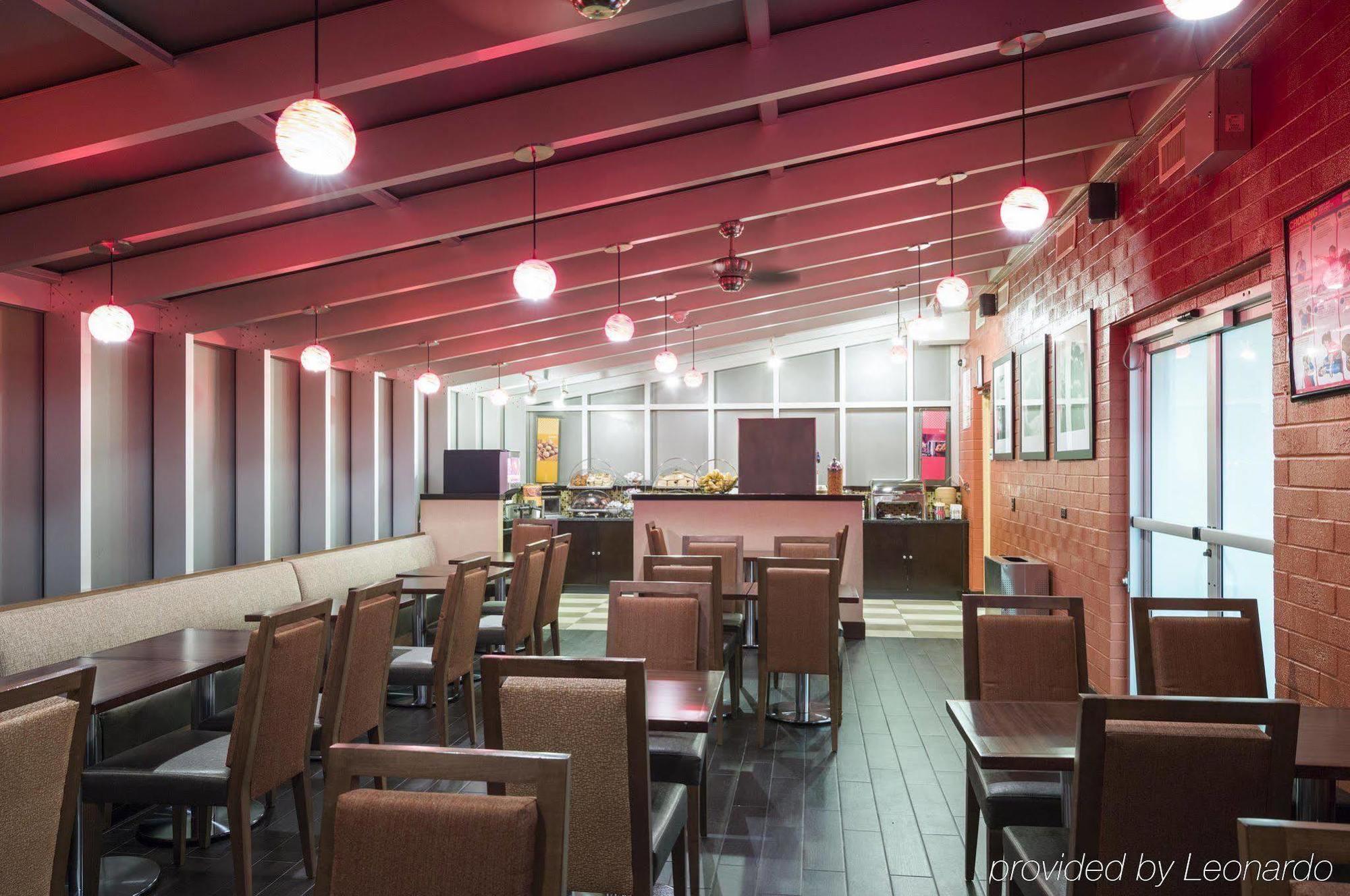 Hampton Inn Manhattan - Times Square South New York Bagian luar foto
